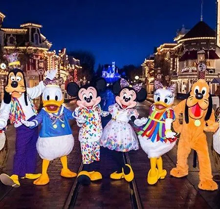 Aladdin And Jasmine's Near Disney